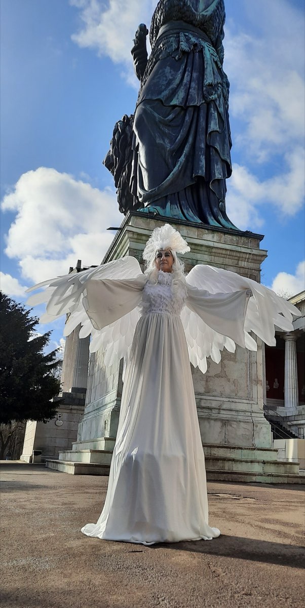 Weiße Statue